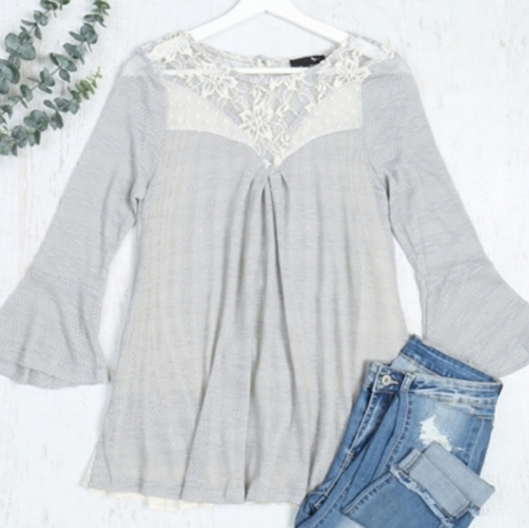 New boutique handmade lace yoke top - Picture 5 of 5